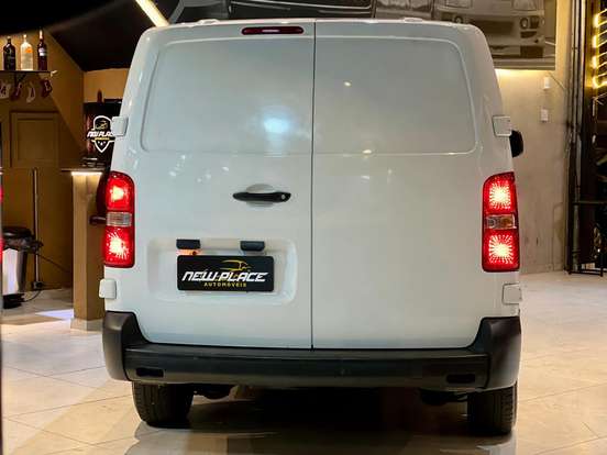 CITROËN-JUMPY-2021