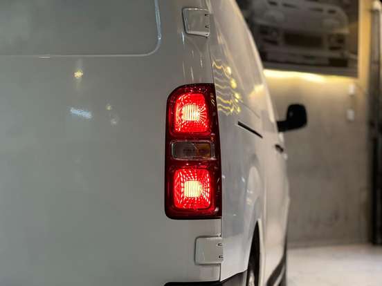 CITROËN-JUMPY-2021