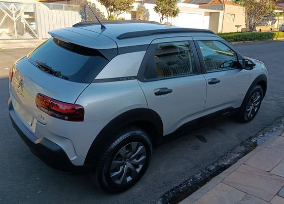 CITROËN C4 CACTUS 1.6 VTI 120 FLEX FEEL BUSINESS EAT6