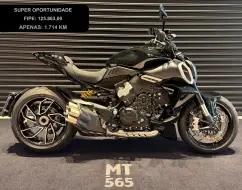 DUCATI DIAVEL V4 DUCATI DIAVEL V4