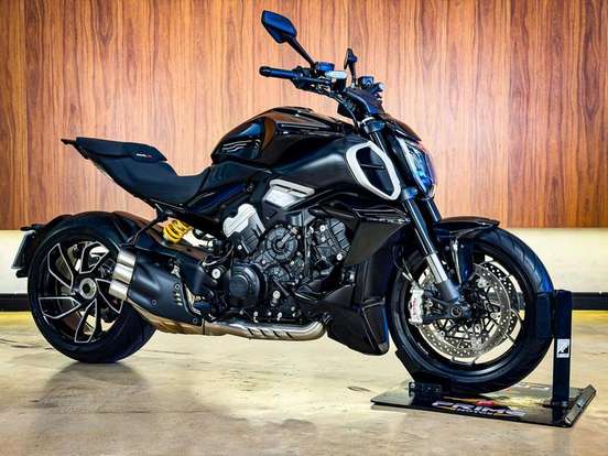DUCATI-DIAVEL V4-2024