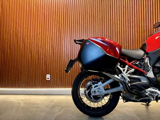 DUCATI-MULTISTRADA 1200 V4 S-2023
