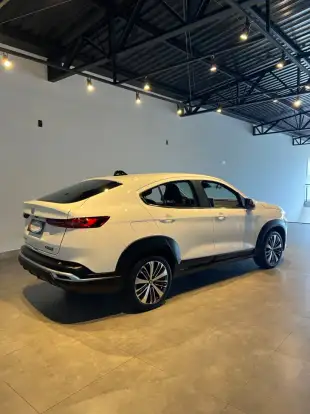 FIAT-FASTBACK-2023