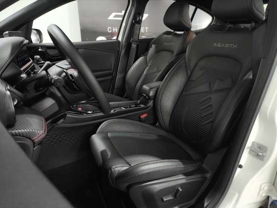 FIAT-FASTBACK-1.3 TURBO 270 FLEX ABARTH AT6 FIAT-FASTBACK-2025