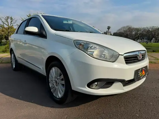 FIAT-GRAND SIENA-1.4 MPI 8V TETRAFUEL 4P MANUAL FIAT-GRAND SIENA-2014