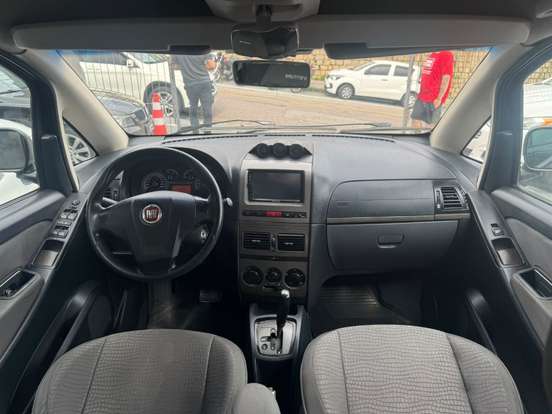 FIAT-IDEA-1.8 MPI ADVENTURE 16V FLEX 4P AUTOMATIZADO FIAT-IDEA-2011