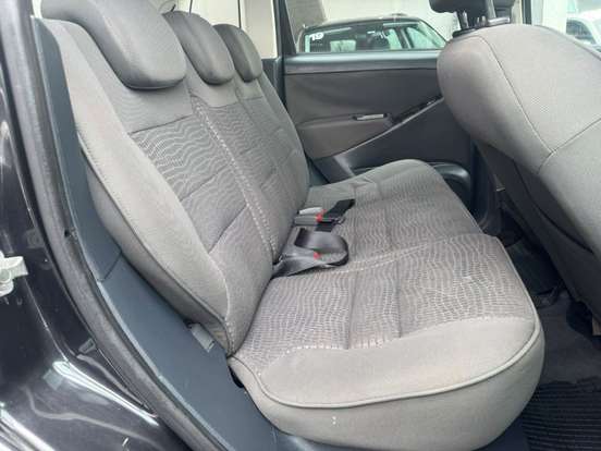FIAT-IDEA-1.8 MPI ADVENTURE 16V FLEX 4P AUTOMATIZADO FIAT-IDEA-2011