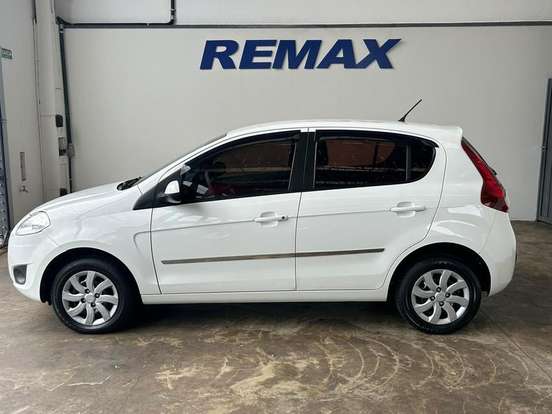 FIAT-PALIO-2016
