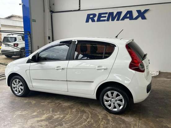 FIAT-PALIO-2016