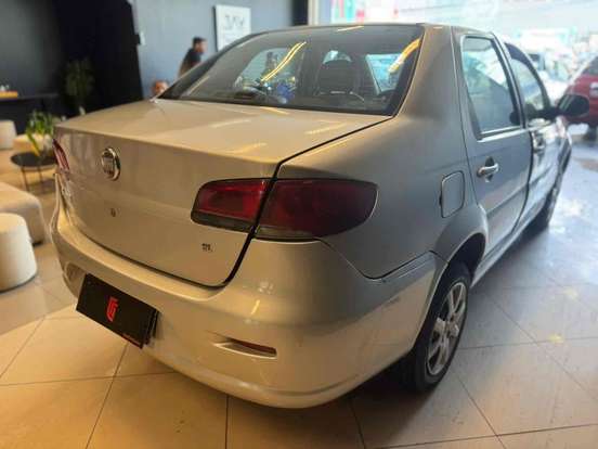 FIAT-SIENA-2013