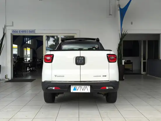 FIAT-TORO-1.8 16V EVO FLEX FREEDOM OPEN EDITION AT6 FIAT-TORO-2017