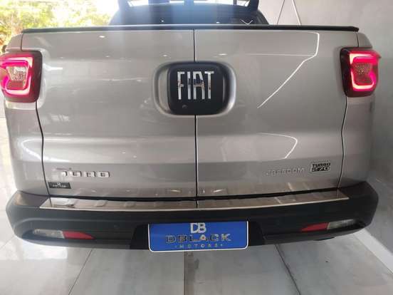 FIAT-TORO-2023
