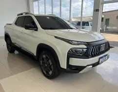 FIAT TORO 1.3 TURBO 270 FLEX VOLCANO AT6 FIAT TORO 1.3 TURBO 270 FLEX VOLCANO AT6
