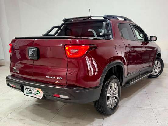 FIAT-TORO-2016