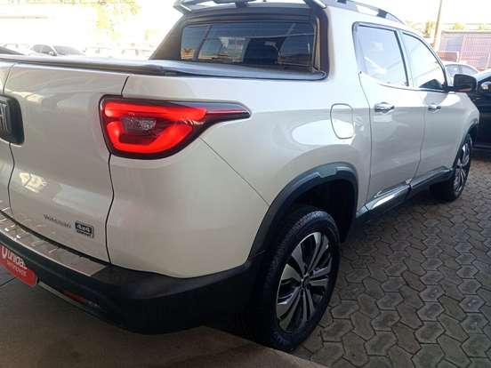 FIAT-TORO-2.0 16V TURBO DIESEL VOLCANO 4WD AT9 FIAT-TORO-2024