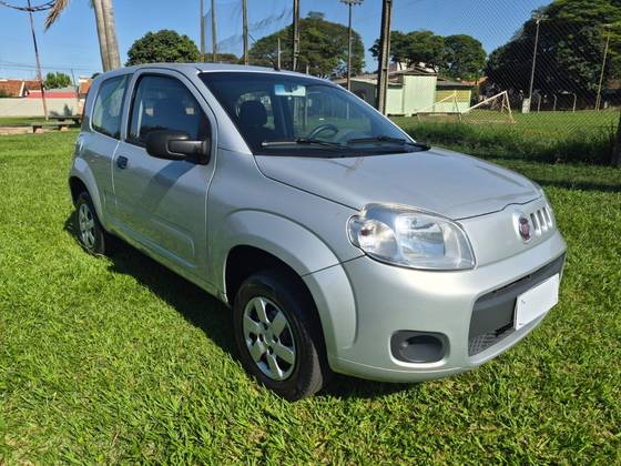 FIAT UNO 1.0 EVO VIVACE 8V FLEX 2P MANUAL