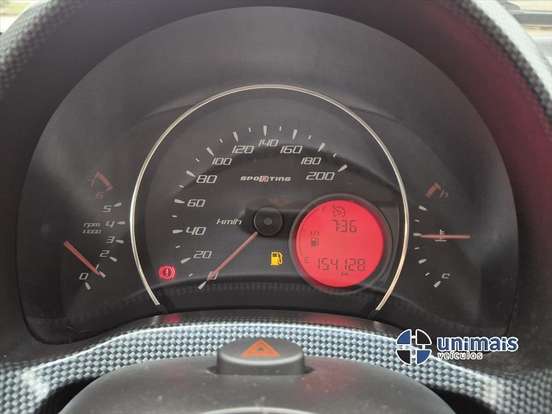 FIAT-UNO-2013