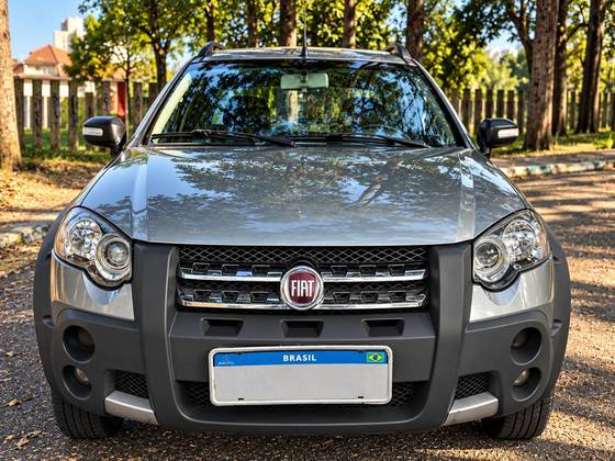 FIAT STRADA 1.8 MPI ADVENTURE CE 8V FLEX 2P MANUAL