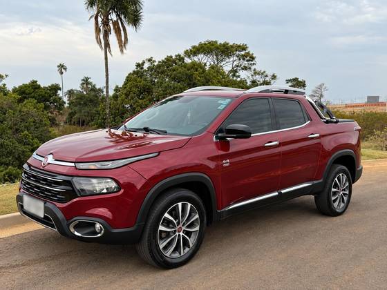FIAT TORO 2.0 16V TURBO DIESEL VOLCANO 4WD AT9