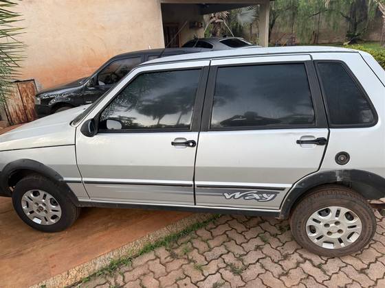 FIAT UNO 1.0 MPI MILLE WAY ECONOMY 8V FLEX 4P MANUAL