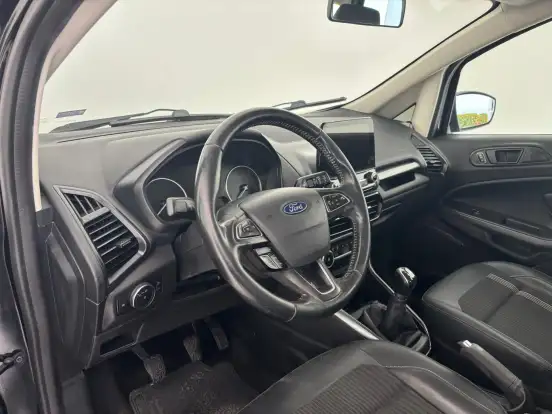 FORD-ECOSPORT-2017
