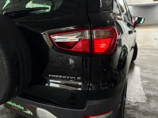 FORD-ECOSPORT-2016