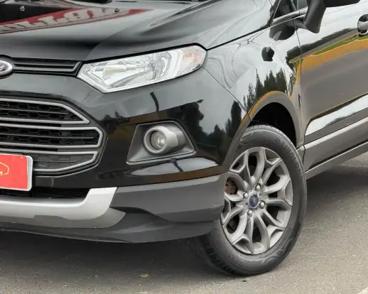 FORD-ECOSPORT-2012