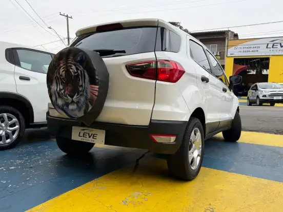 FORD-ECOSPORT-2012