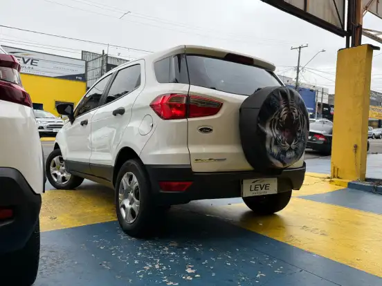 FORD-ECOSPORT-2012