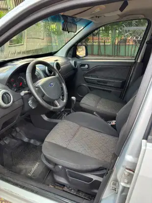 FORD-ECOSPORT-2011