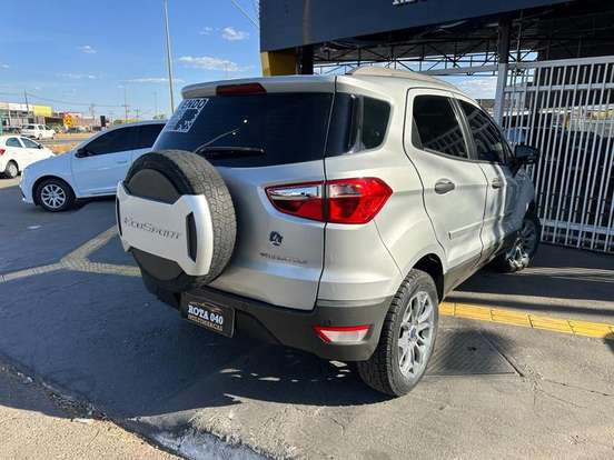 FORD-ECOSPORT-2012