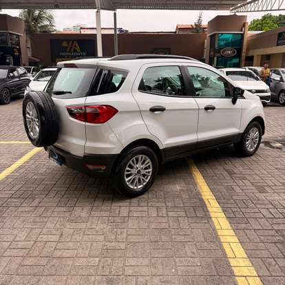 FORD-ECOSPORT-2014