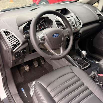 FORD-ECOSPORT-2014