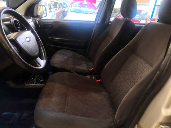 FORD-ECOSPORT-2009