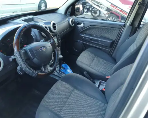 FORD-ECOSPORT-2011