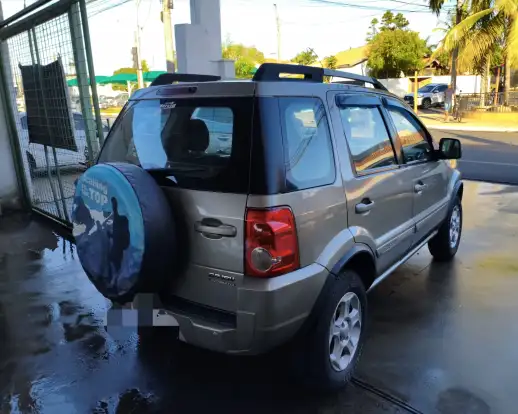 FORD-ECOSPORT-2011