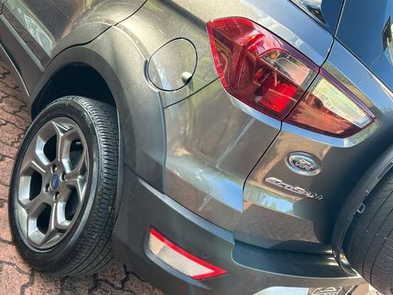 FORD-ECOSPORT-2.0 DIRECT FLEX STORM 4WD AUTOMÁTICO FORD-ECOSPORT-2019
