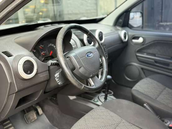 FORD-ECOSPORT-2011