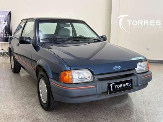 FORD-ESCORT-1.0 HOBBY 8V GASOLINA 2P MANUAL FORD-ESCORT-1995