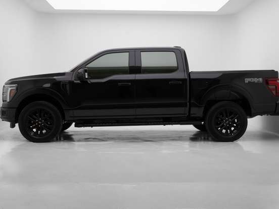 FORD-F-150-5.0 V8 GASOLINA CD LARIAT BLACK FX4 AUTOMÁTICO FORD-F-150-2025