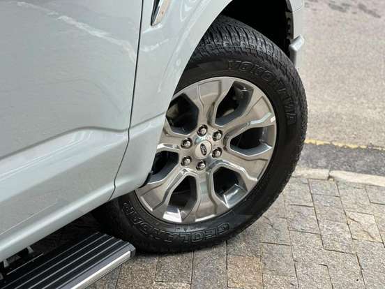 FORD-F-150-2023