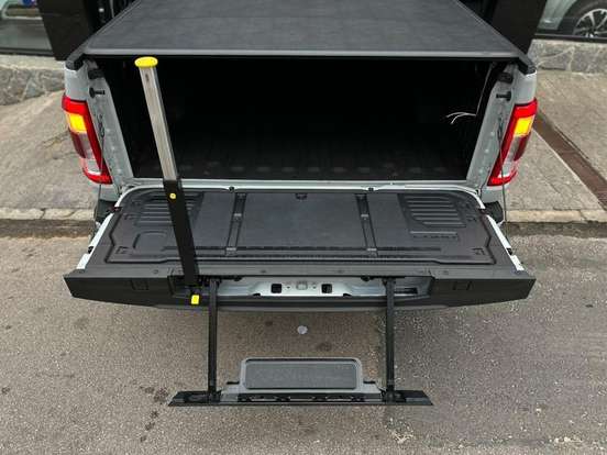 FORD-F-150-2023