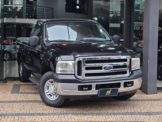 FORD F-250 3.9 XLT 4X2 CS DIESEL 2P MANUAL