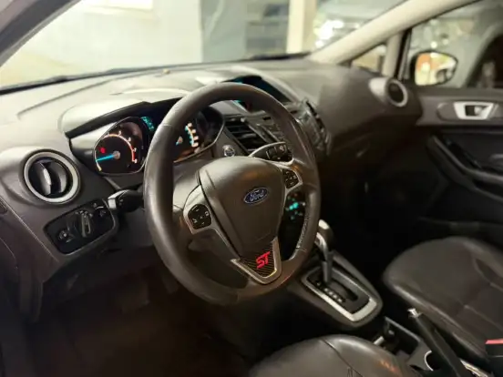 FORD-FIESTA-2016