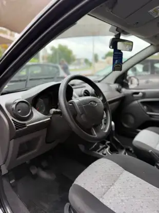 FORD-FIESTA-2011