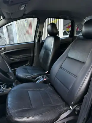 FORD-FIESTA-2011