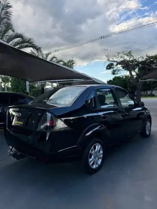 FORD-FIESTA-2011