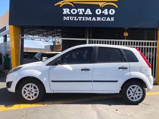 FORD-FIESTA-2012
