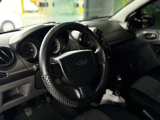 FORD-FIESTA-1.0 ROCAM HATCH 8V FLEX 4P MANUAL FORD-FIESTA-2013