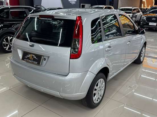 FORD-FIESTA-2013